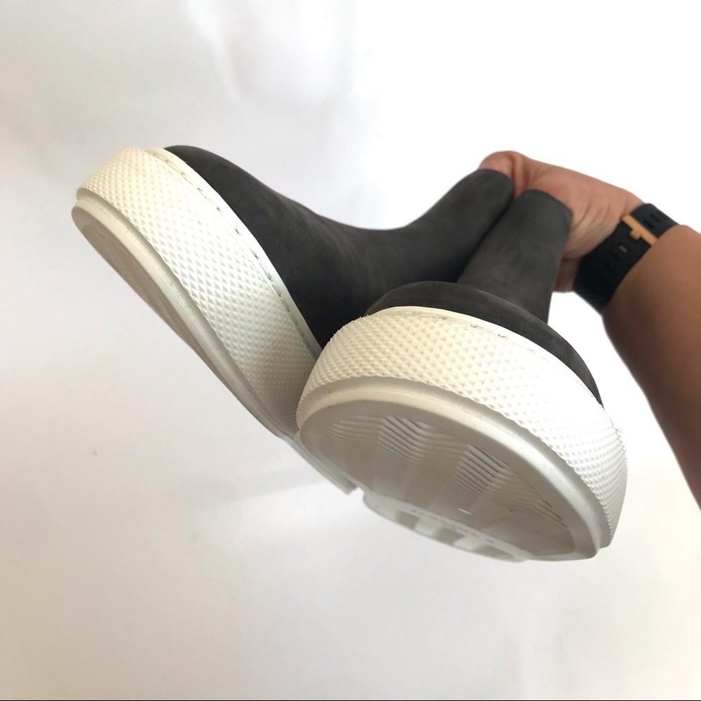 J/SLIDES NYC Dani Chelsea Gray Nubuck Suede Platform Slip On Bootie Sze 8.5 NIB - Picture 9 of 15